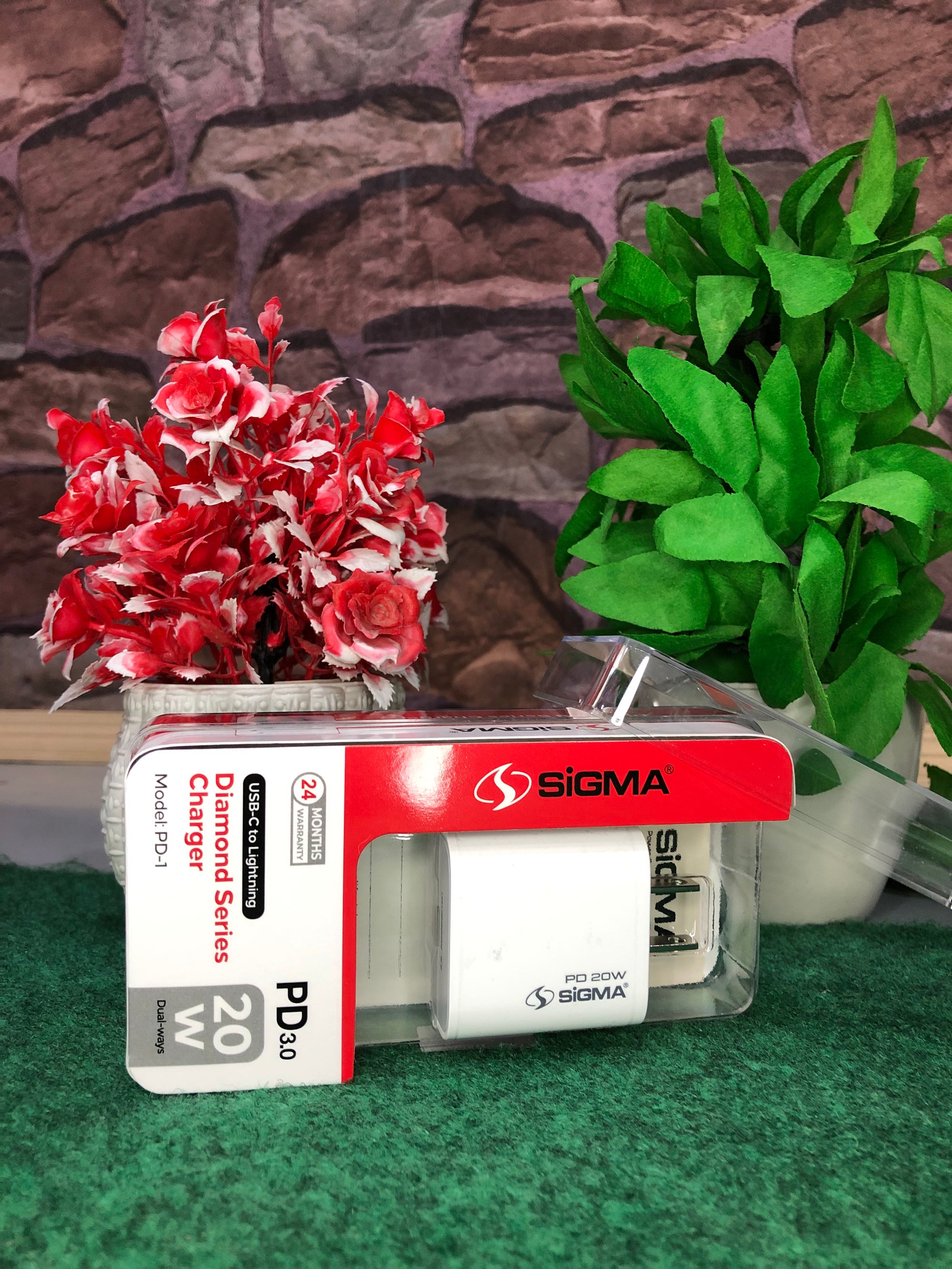 SiGMA PD-6 | 20W Fast Charger for iPhone 15/16 & Universal Devices